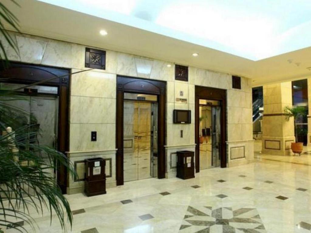 แกรนด์ เชมปากา บิสซิเนส โฮเต็ล Hotel จาการ์ตา ภายนอก รูปภาพ